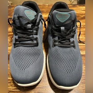 Men's Gray and Black Walk Hero Sneakers